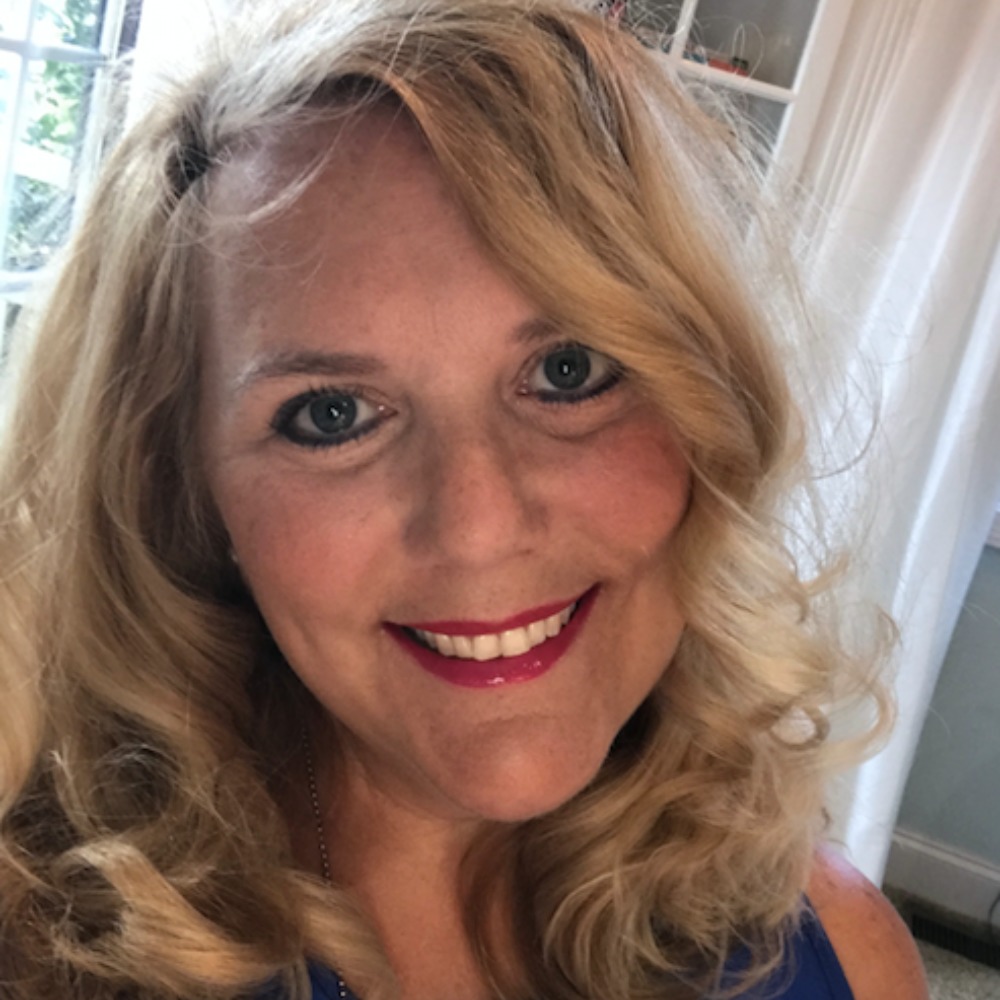 Meet your Posher, Kelly